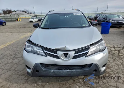 2015 Toyota Rav4 Le из США, поврежденный, VIN JTMBFREV2FJ042575